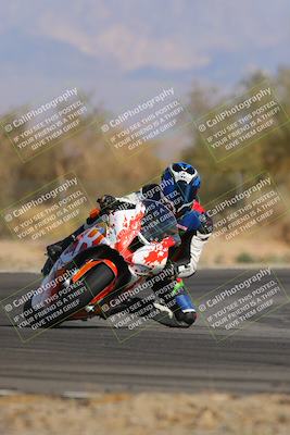 media/Feb-04-2023-SoCal Trackdays (Sat) [[8a776bf2c3]]/Turn 2 (1140am)/